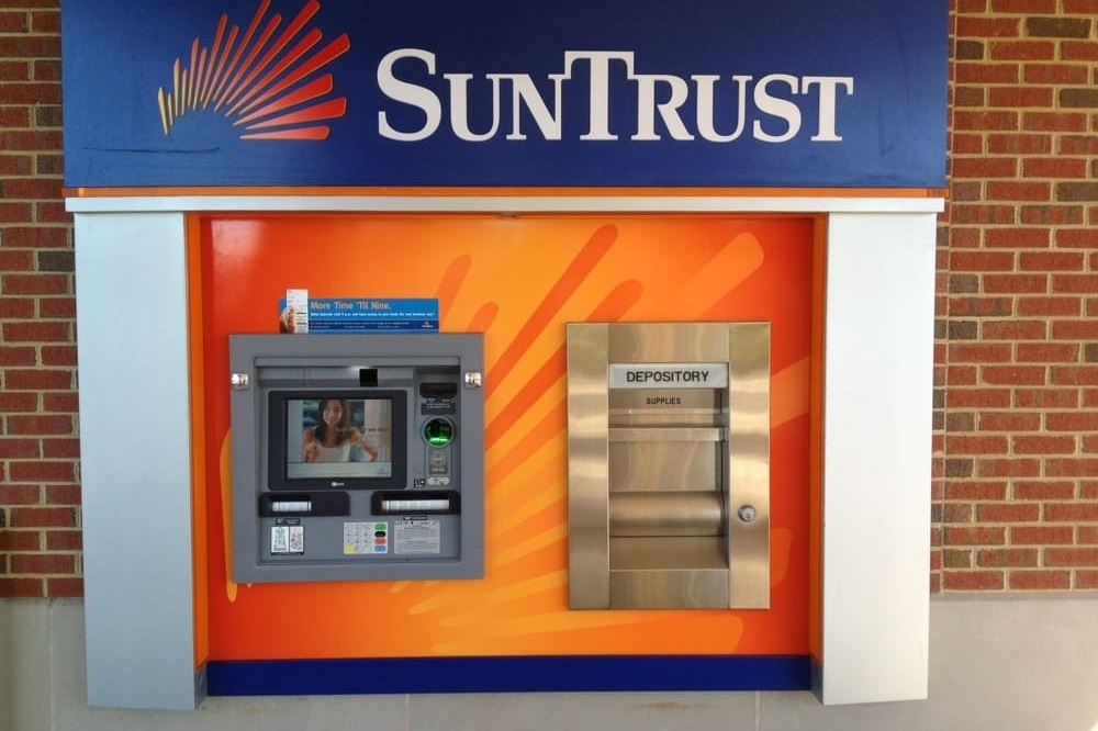 SunTrust bank ATL airport